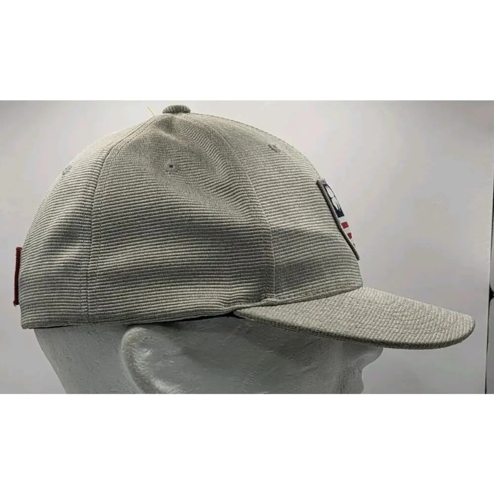Black Clover Live Lucky FlexFit Hat Cap Red White Blue USA Logo‎ S/M Rawlings